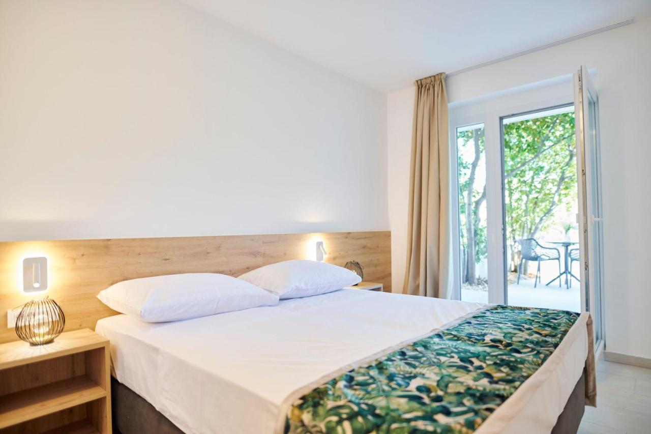Colentum Resort Murter Luaran gambar