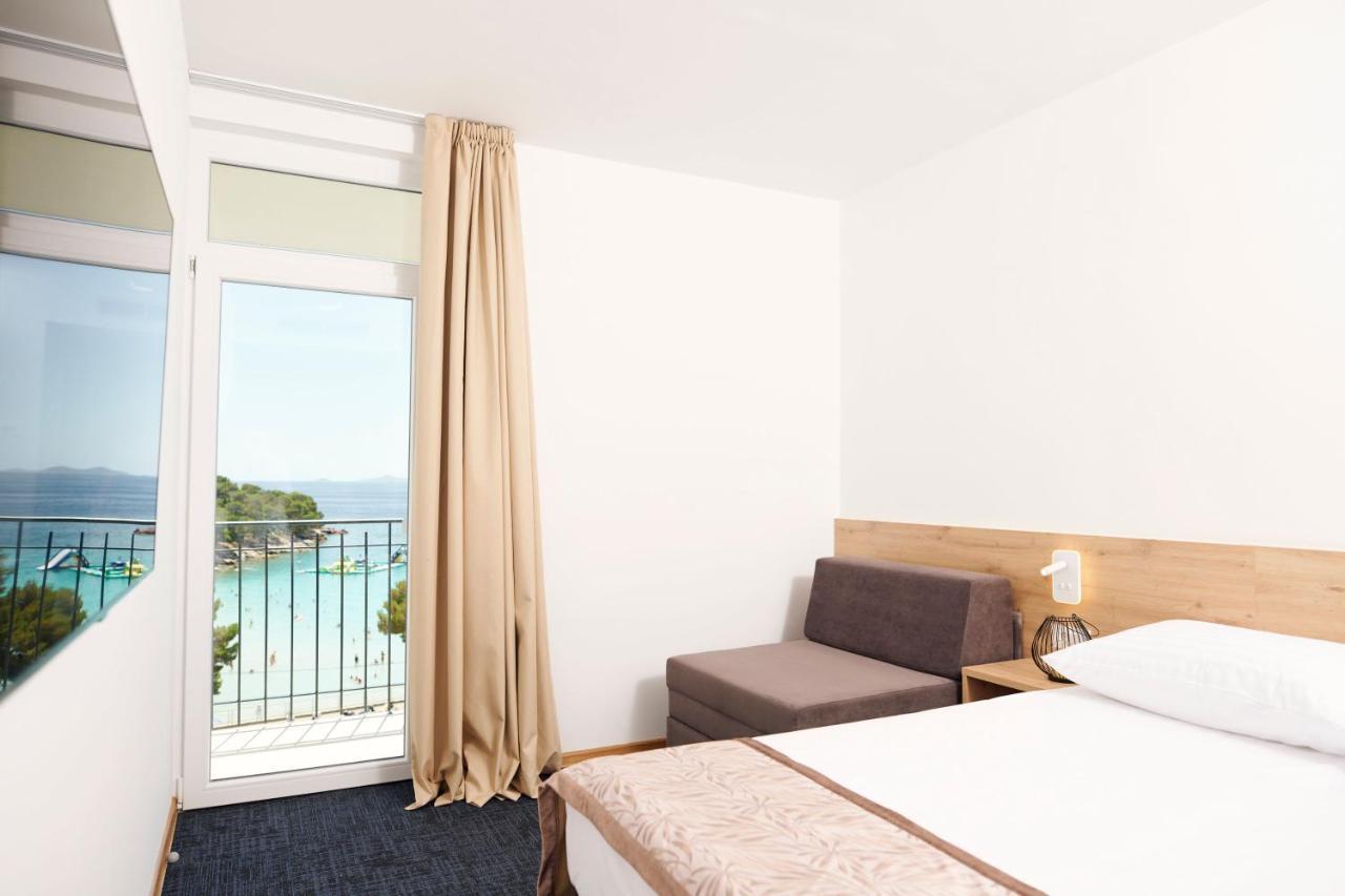 Colentum Resort Murter Luaran gambar