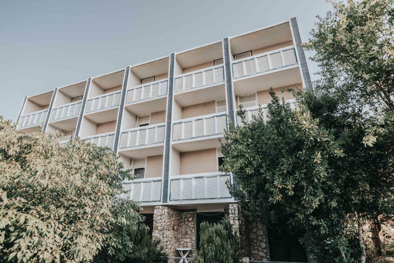 Colentum Resort Murter Luaran gambar